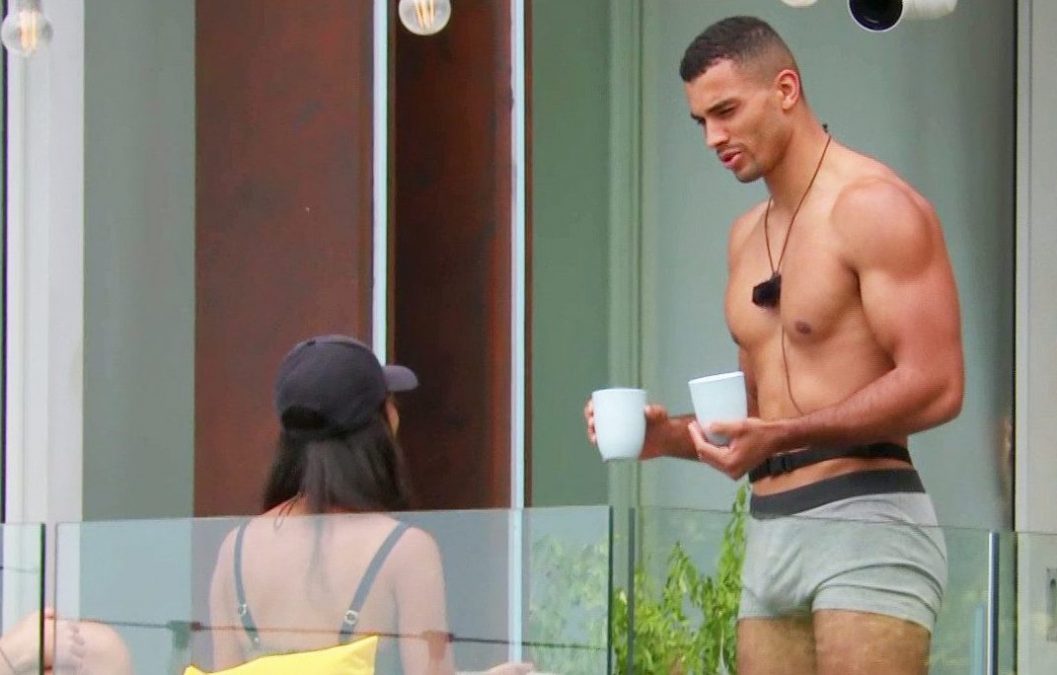 It's an unspoken rule that the Love Island men bring the ladies their morning coffees! Source: ITV.