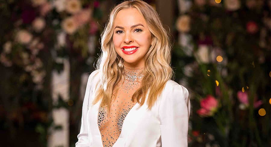 Former Bachelorette Angie Kent has revealed she had a disturbing experience with Married at First Sight 2022 groom Simon Blackburn. Source: Ten.