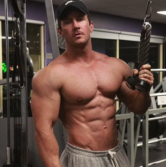 Daniel Holmes Bodybuilder MAFS 2022