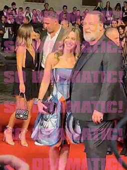 russell crowe poker face premiere rome sam burgess