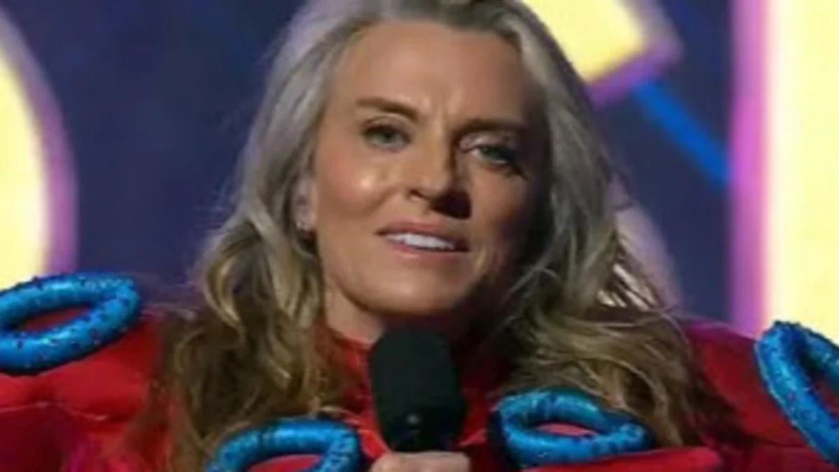 masked singer australia celebrity
