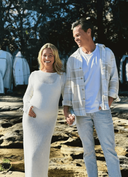 jimmy holly pregnant the bach