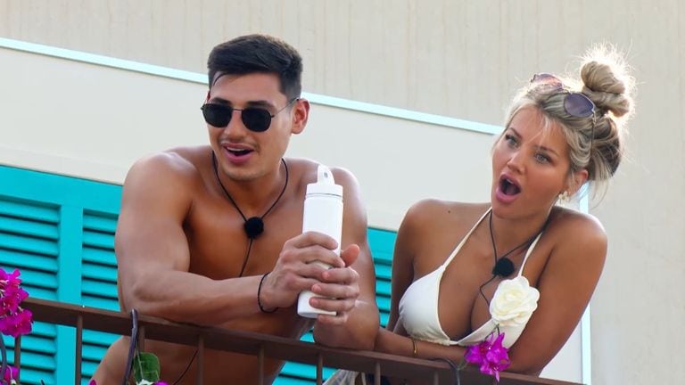 love island fan fave return to show